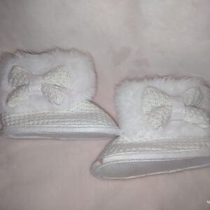Cozy White Baby Booties with Bow